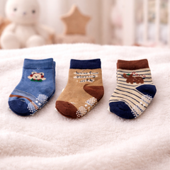 Kradyl Kroft Set of 3 Premium New Born Baby Socks with Foot Grip (1 to 3 Yrs) - Style 2