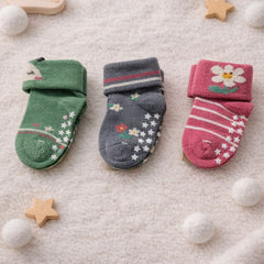 Kradyl Kroft Set of 3 Premium New Born Baby Socks with Foot Grip (0 to 1 Yrs) - Style 8