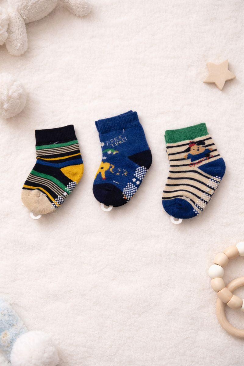 Kradyl Kroft Set of 3 Premium New Born Baby Socks with Foot Grip (1 to 3 Yrs) - Style 5