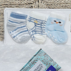 Kradyl Kroft Set of 3 New Born Baby Socks with Foot Grip (0 to 6 Months)